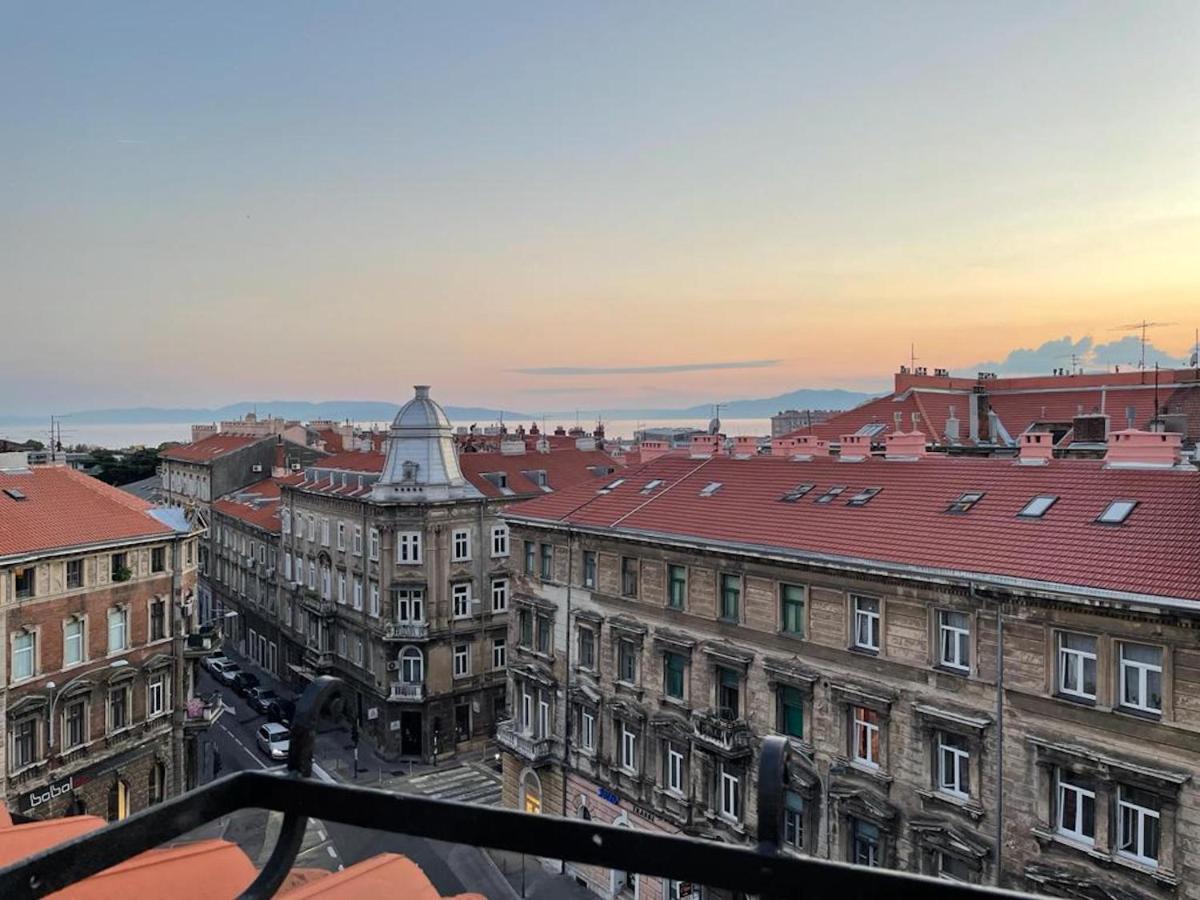 Condo In Town Centre Rijeka Exterior foto